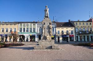 Wąbrzeźno - pomnik "Bojownikom o wolność, budowniczym pokoju 1939-1945"