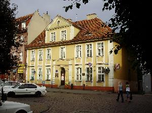 Budynek Powiatowej i Miejskiej Biblioteki Publicznej im. Juliana Prejsa w Chełmży