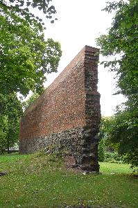 Brodnica - mur obronny