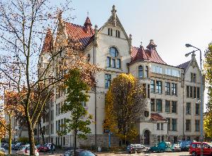 Wrocław - Siedziba Wydziału Architektury oraz Katedry Metrologii Elektronicznej i Fotonicznej Wydziału Elektroniki Politechniki Wrocławskiej (E-1)