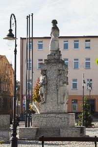 Wąbrzeźno - pomnik "Bojownikom o wolność, budowniczym pokoju 1939-1945"