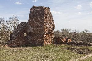 Bobrowniki - ruiny zamku