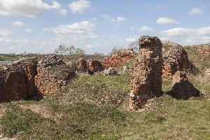 Bobrowniki - ruiny zamku