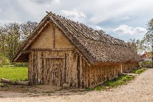 Biskupin - wioska neolityczna z epoki kamienia