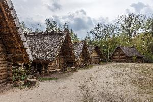 Biskupin - wioska wczesnopiastowska