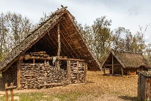 Biskupin - kwatera archeologii doświadczalnej